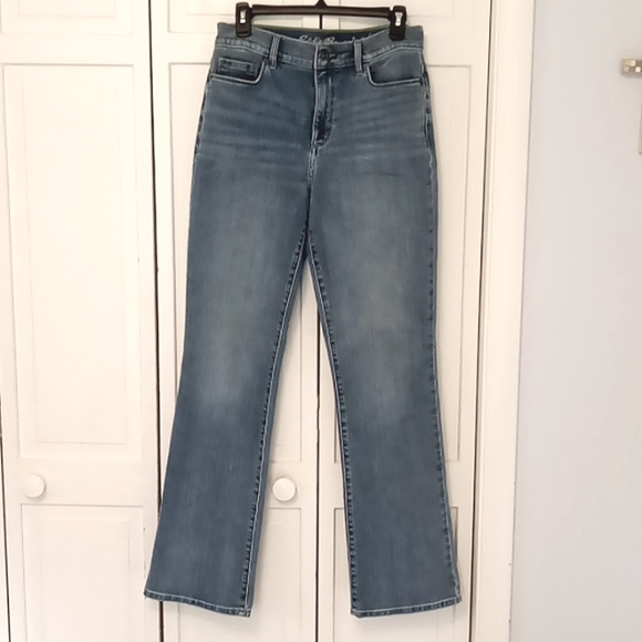 #14 Eddie Bauer Curvy High Rise Bootcut Jeans - Picture 4 of 10